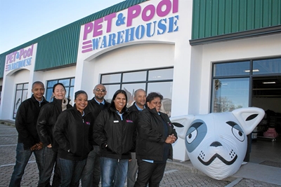 One-stop outlet for pet and pool owners